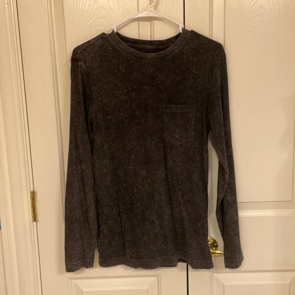 NWOT Oversized Gray Acid Wash Long Sleeve Tee